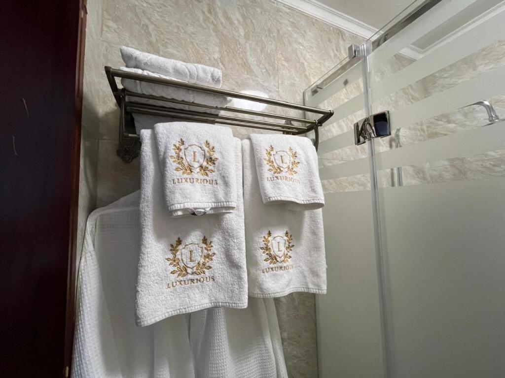 Luxurious Hotel Taraz Exterior foto